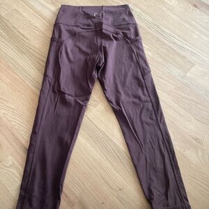 Zyia Plum Leggings Size 4